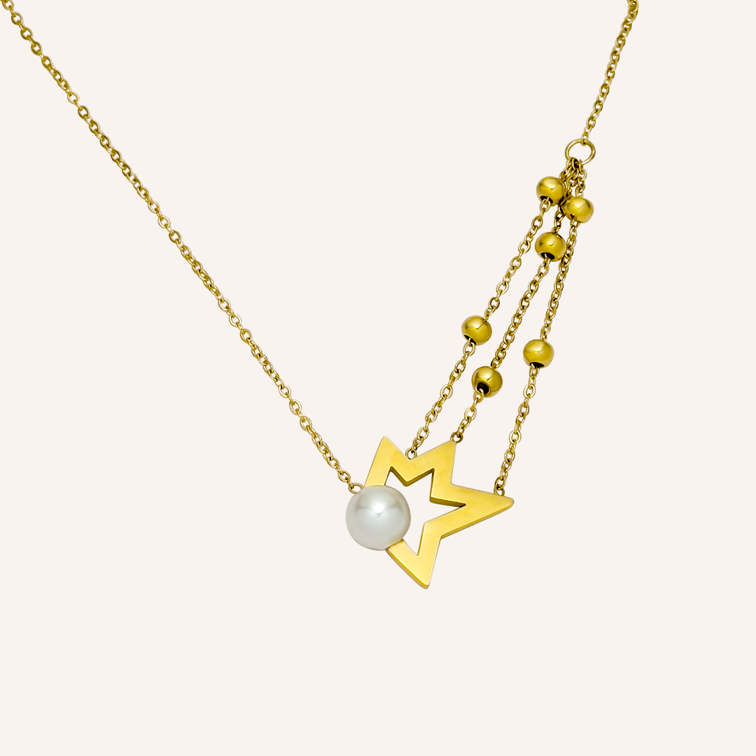 Gold hot sale star pendant