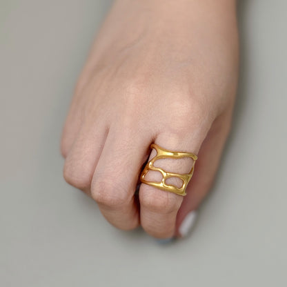 Colby Lava Open Wide Ring - Gold