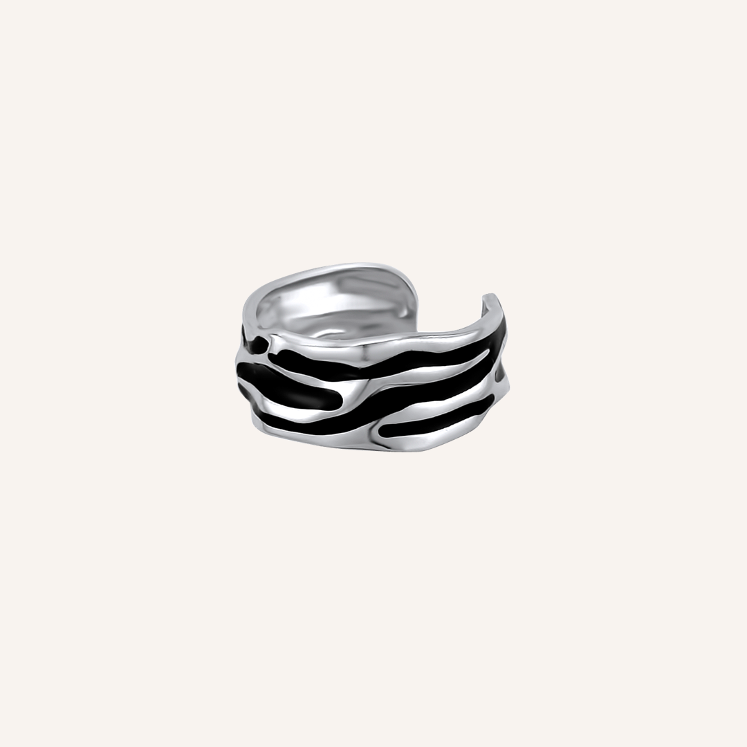 Finnegan Black Lava Wide Ring