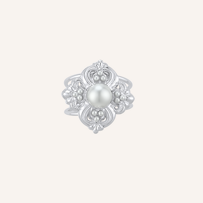 Ida Pearl Clover Ring - Silver