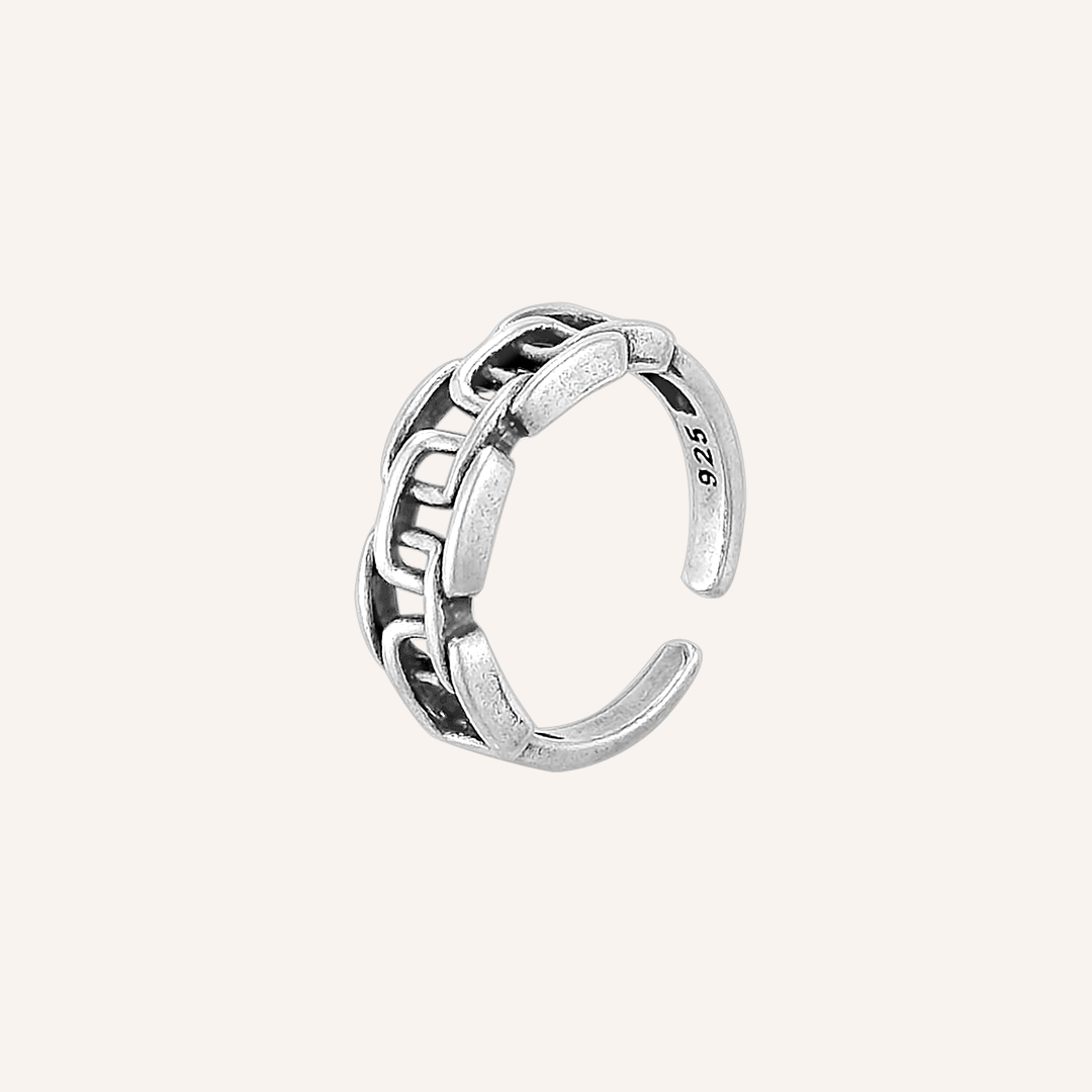 Ines Rectangle Chain Link Ring