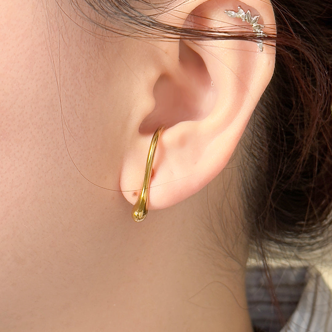 Jessamine Drip Lava Suspender Earrings - Gold