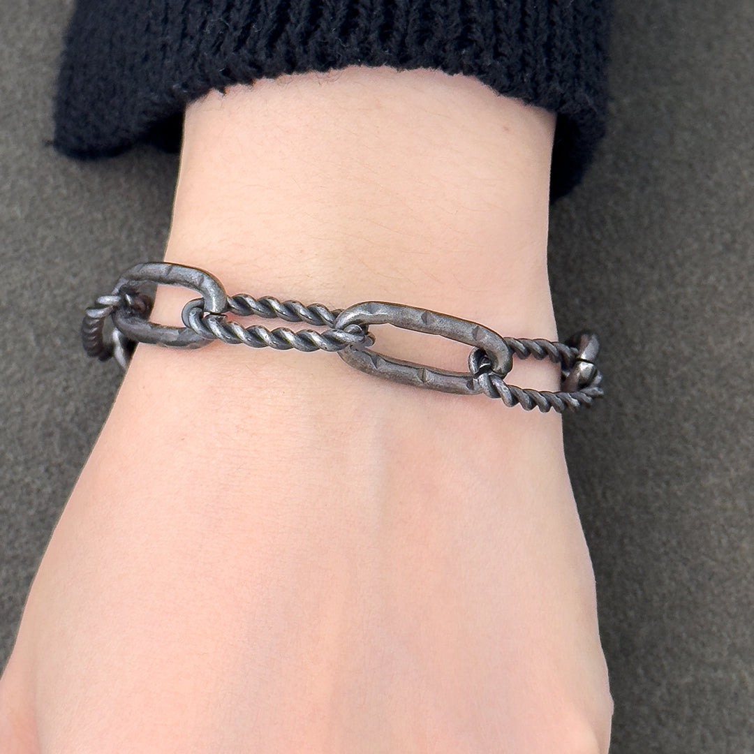 Kamila Rope and Hammered Hybrid Chain Bracelet - Smoke