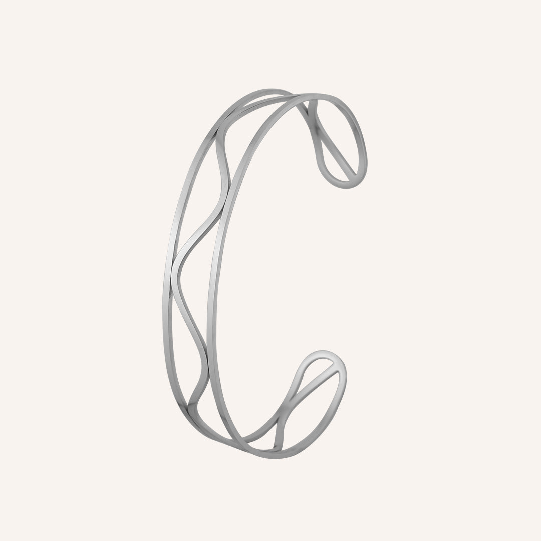 Lottie Wave Arm Cuff - Silver