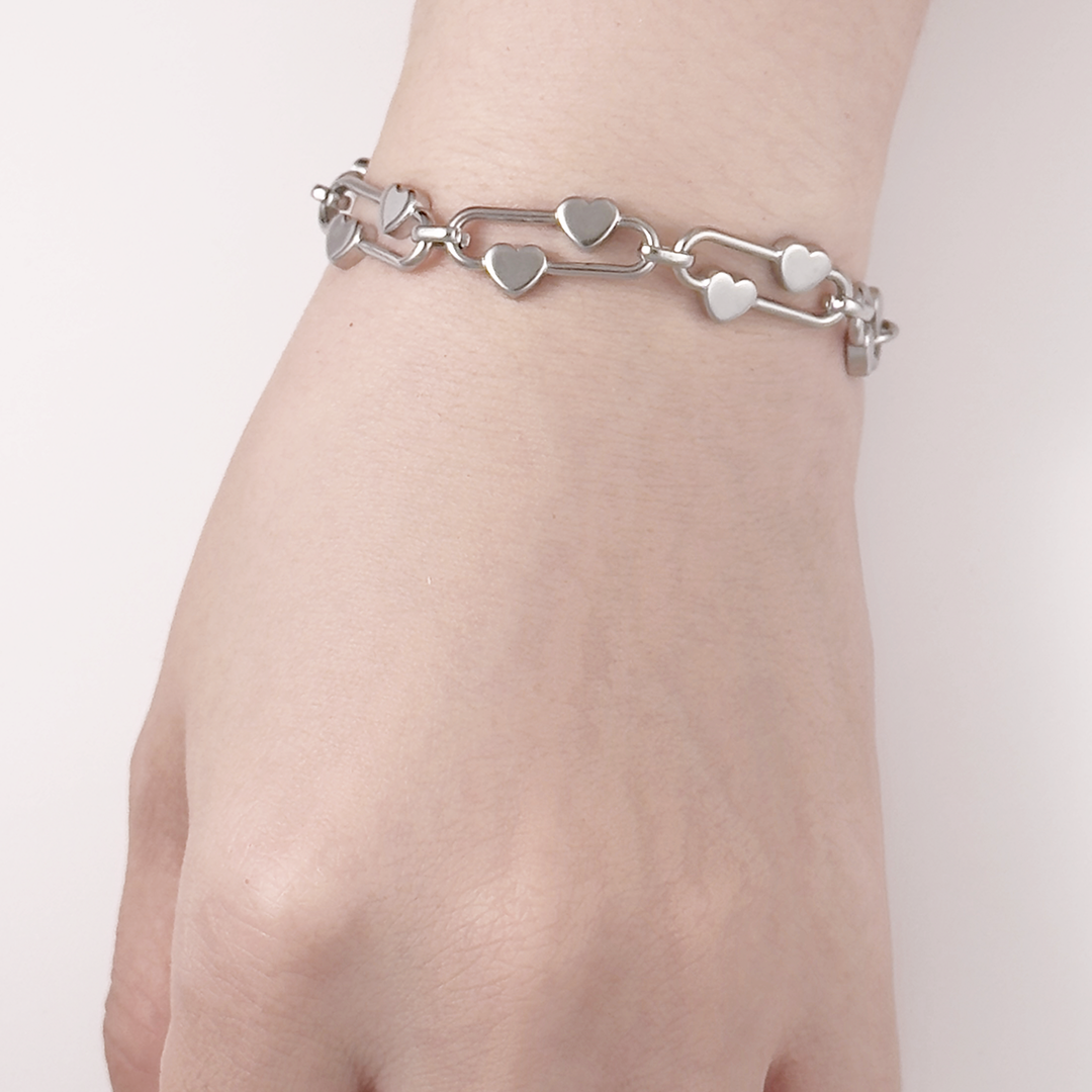 Nix Love Chain Link Bracelet